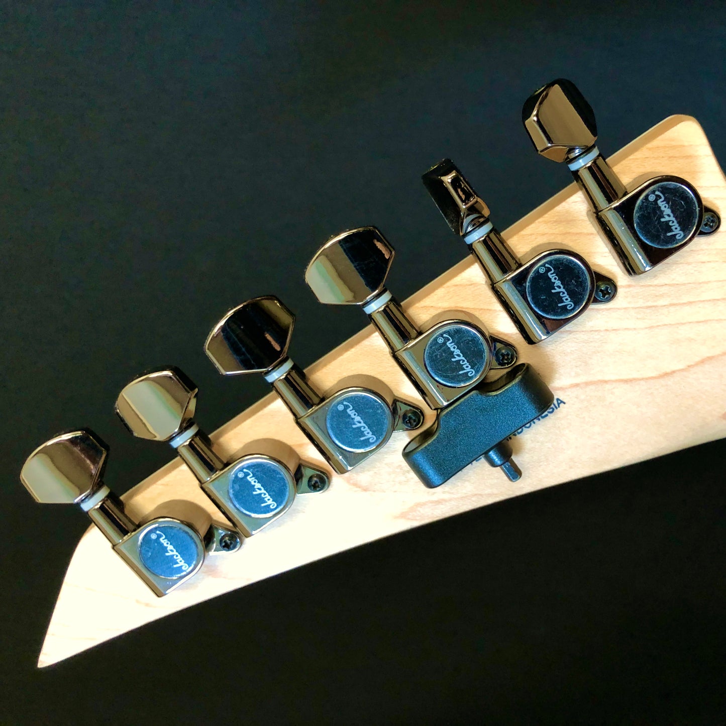 HexHider® Single - Charvel Branded